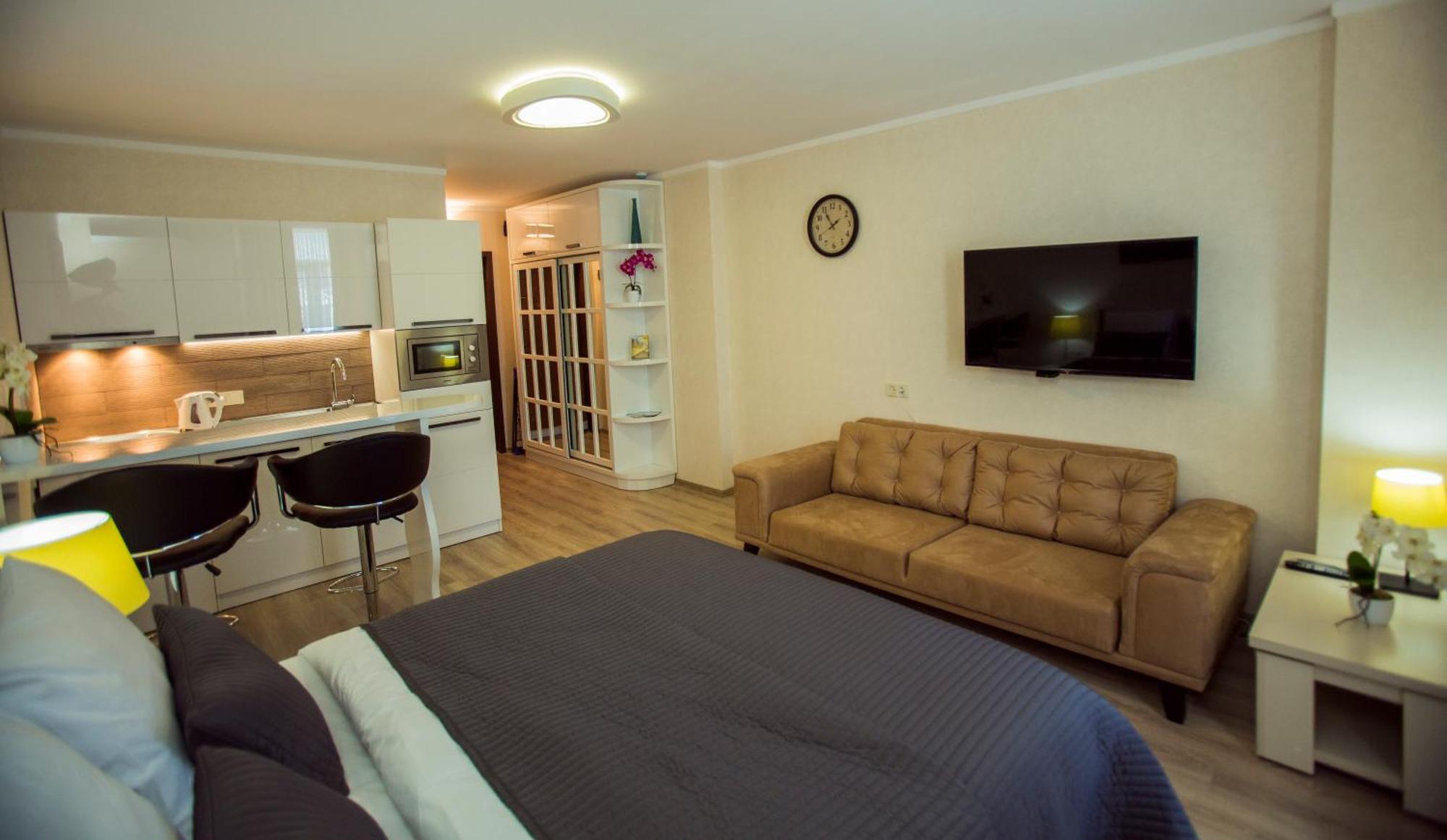 Aparthotel Holiday Lux Batumi Bagian luar foto