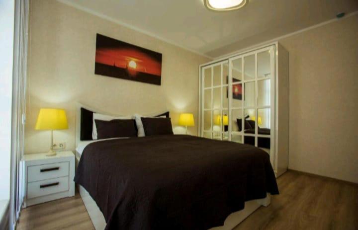 Aparthotel Holiday Lux Batumi Bagian luar foto
